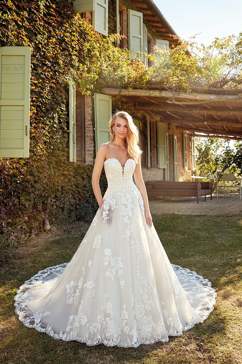 Vestidos de novia sales pomposos de princesa