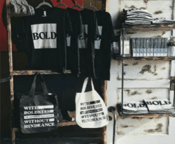 MERCH