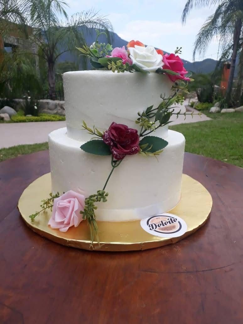 WhatsApp Image 2025-10-21 at 7.21.22 PM (3)